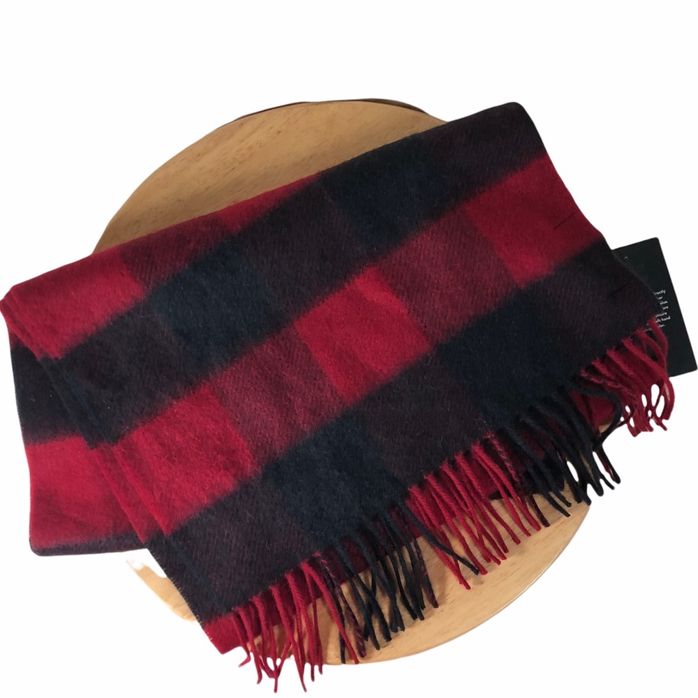 Nordstrom 100% Cashmere Scarf Red Buffalo Check Black Fringe New Soft - Picture 6 of 7